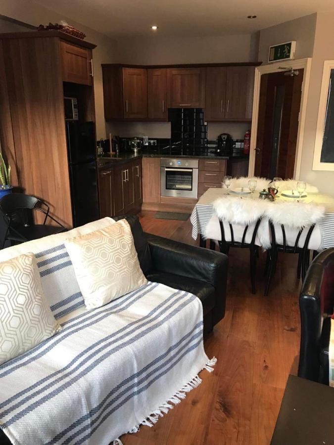 Centre Of Dingle Town - Luxury Holiday Apartment Luaran gambar